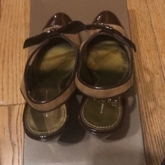 Linea Paolo Lizbeth Taupe Suede Shoes - Picture 3 of 7